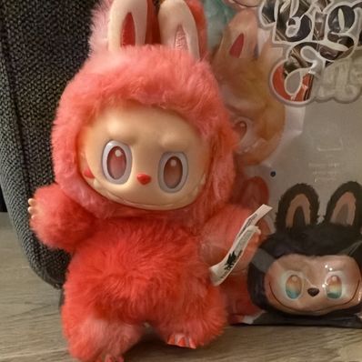 POP MART THE MONSTERS (LABUBU) Big into Energy Series Plush Pendant LOVE