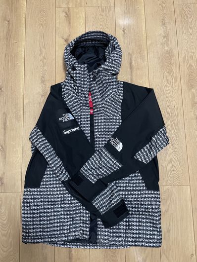 Supreme x The North Face Studded Mountain Light Jacket "Black"