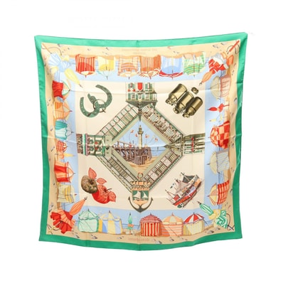 エルメス HERMES カレ90 CHARMES DES PLAGES NORMANDES スカーフ 衣料品 シルク シルク ベージュ レディース ベージュ系 / グリーン系 / マルチカラー 【中古】