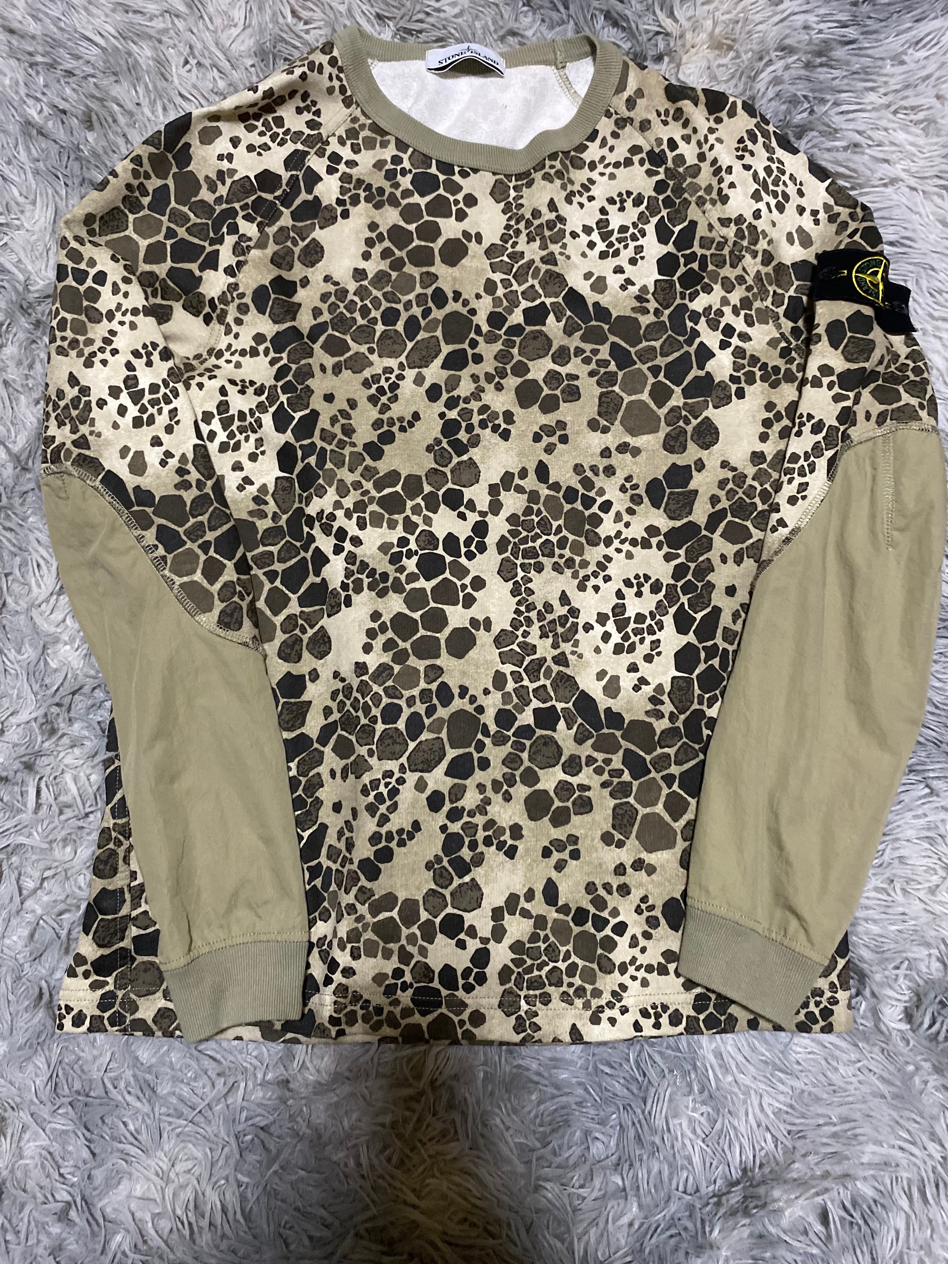 Stone Island カモフラージュ長袖トレーナー