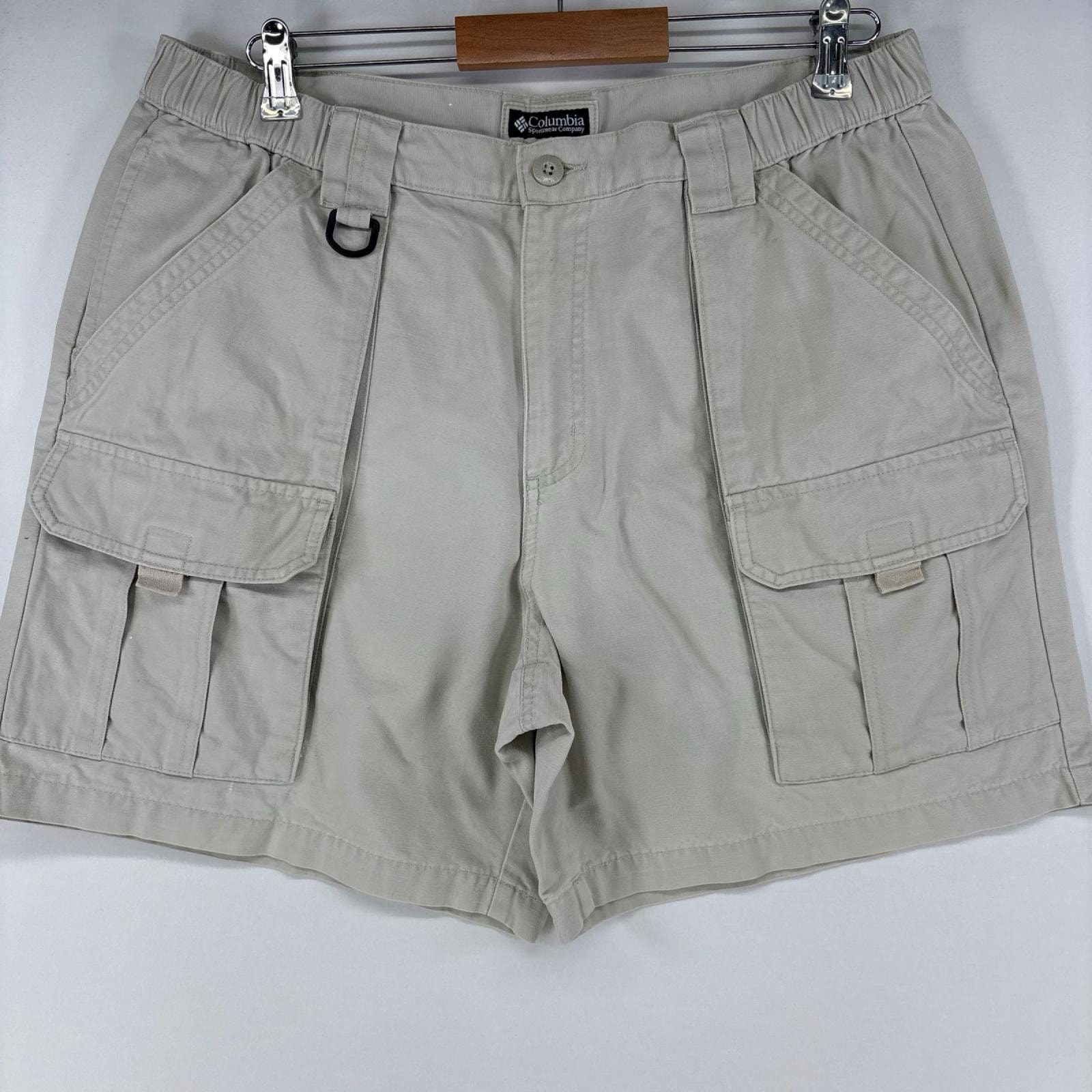 古着 コロンビア Columbia ダック ショートパンツ カーゴ ハーフパンツ ワンポイントロゴ ジッパー アウトドア w36 アイボリー メンズ