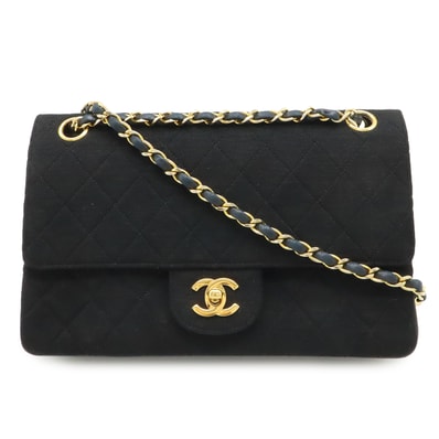 シャネル マトラッセショルダーバッグ レディース