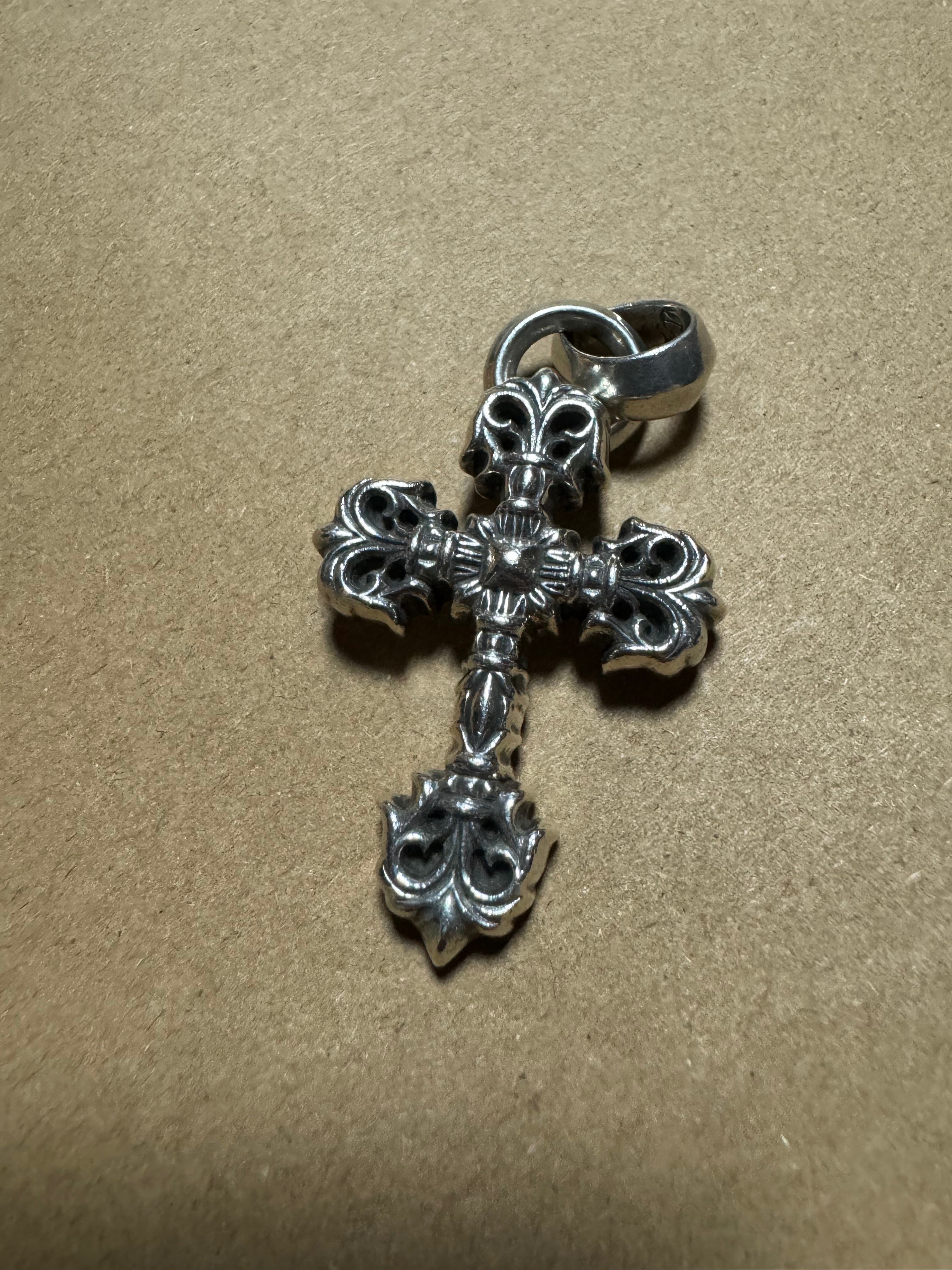 Chrome Hearts Philigree Cross Pendant XS with / Plain Bail "Silver"