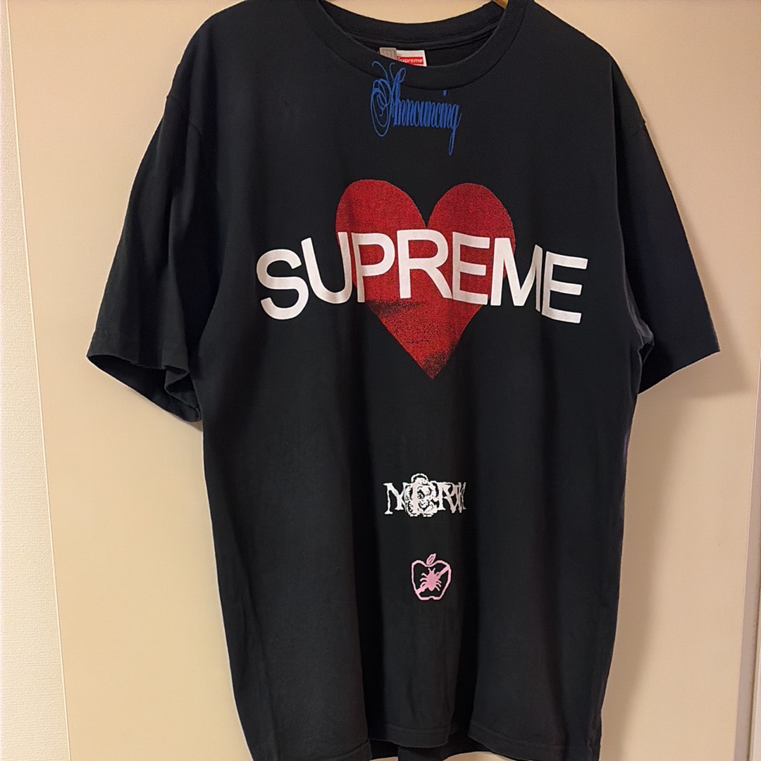 Supreme Announcing Tee 