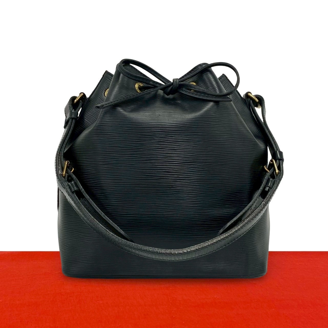 B (目立った傷や汚れなし)】LOUIS VUITTON ルイヴィトン プチノエ エピ