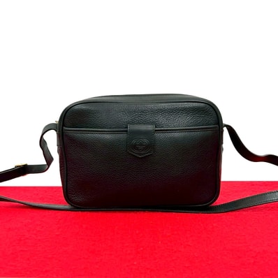 GUCCI グッチ GG ロゴ レザー ショルダーバッグ ブラック
23669