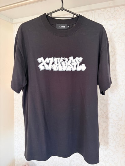 グラフィックロゴTシャツ