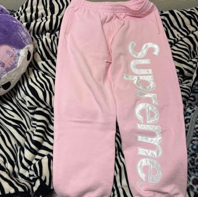 Supreme Satin Applique Sweatpant "Light Pink"