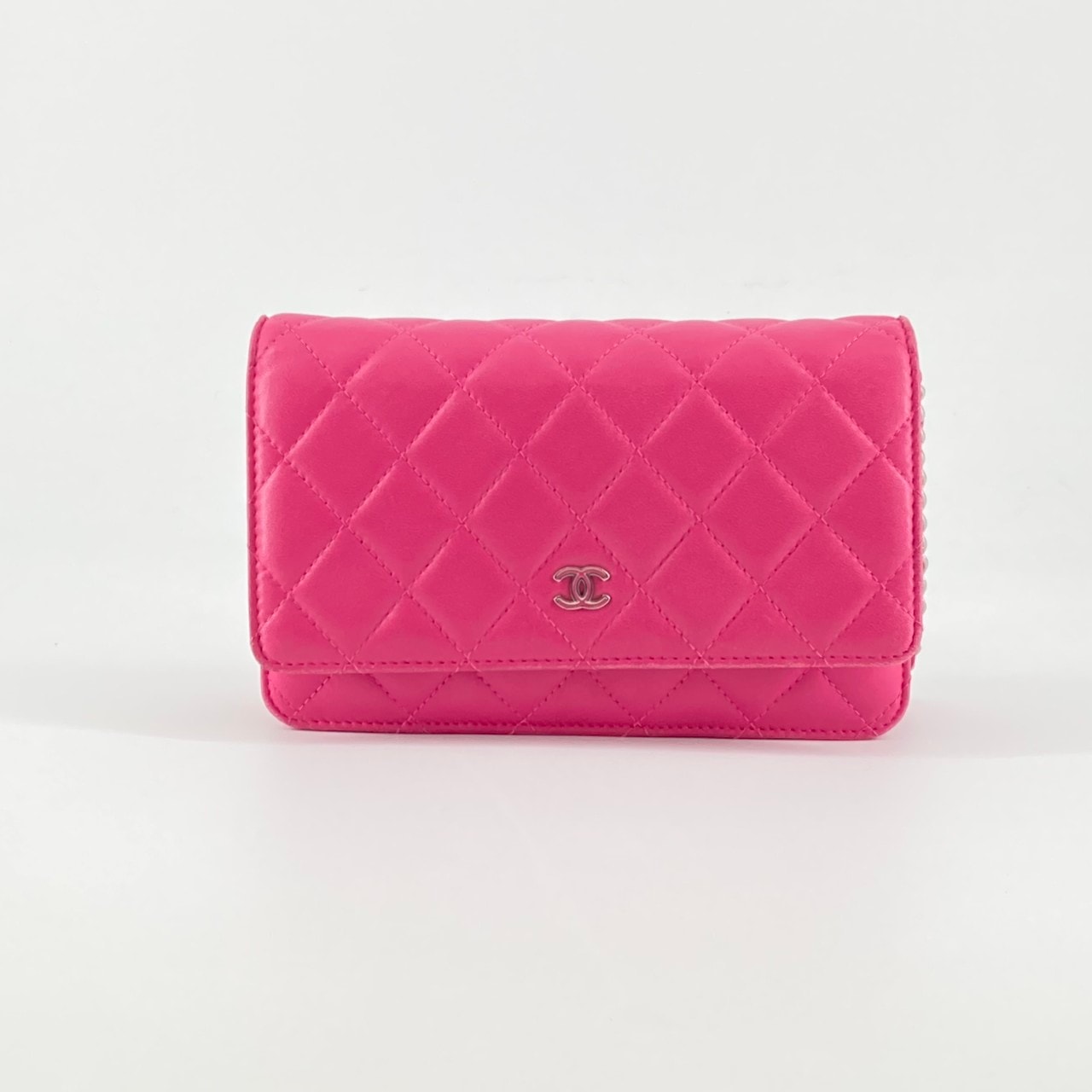 CHANEL(シャネル) マトラッセ ラムスキン 20番台 チェーンウォレット ショルダーバッグ ピンク