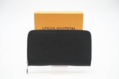 美品 LOUIS VUITTON ルイ・ヴィトン エピ ジッピーオーガナイザー M60632 長財布 ブラック グレインレザー メンズ