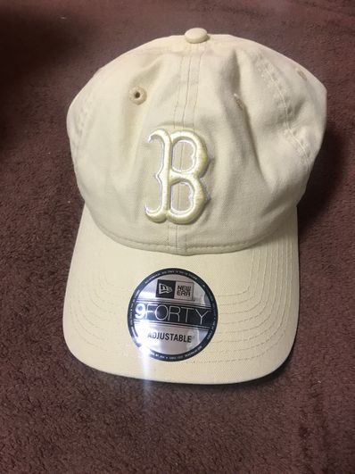 NEW ERA BTS x MLB Butter Boston Red Sox 9FORTY "Vegas Gold"