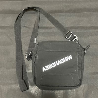 WIND AND SEA ショルダーバック