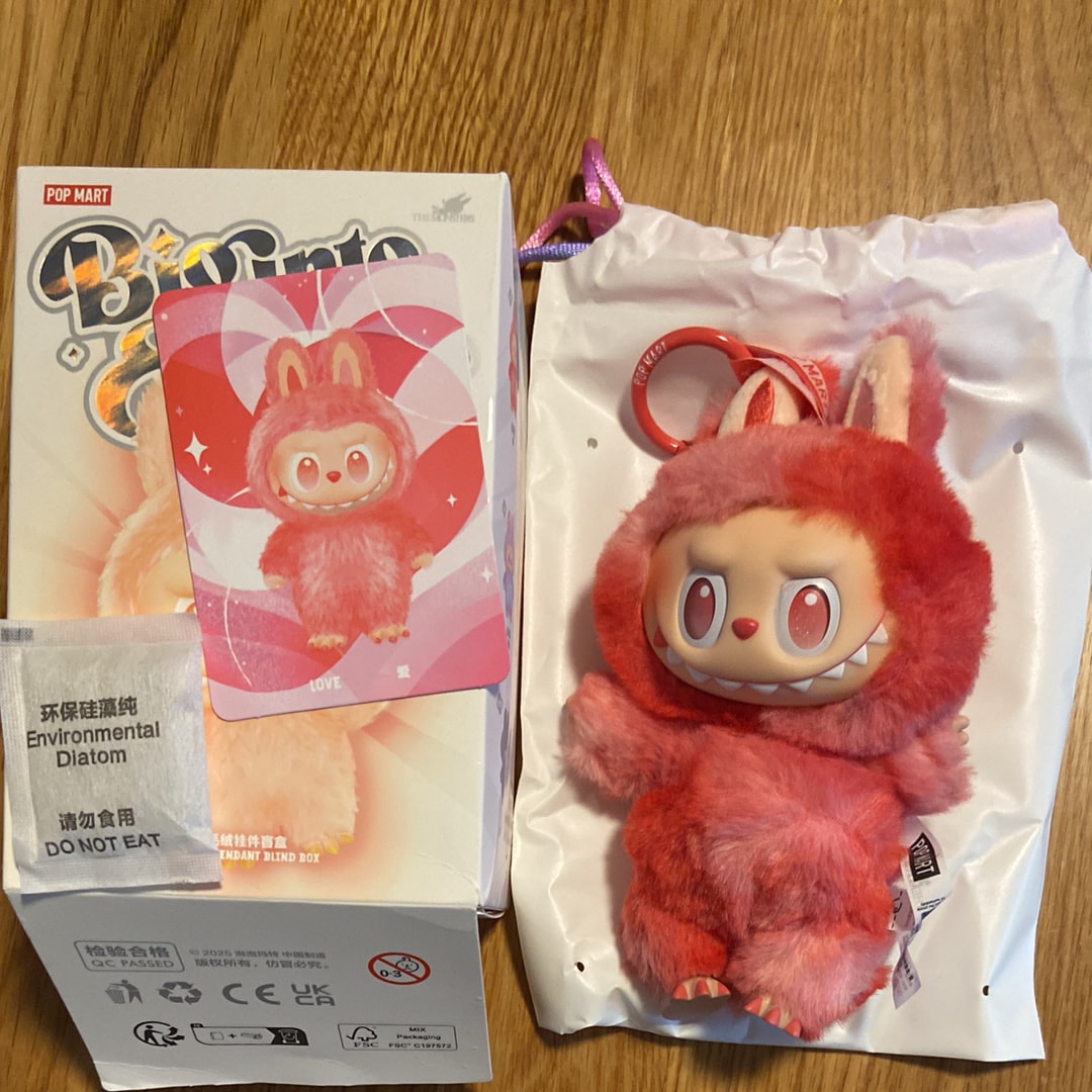 POP MART THE MONSTERS (LABUBU) Big into Energy Series Plush Pendant LOVE