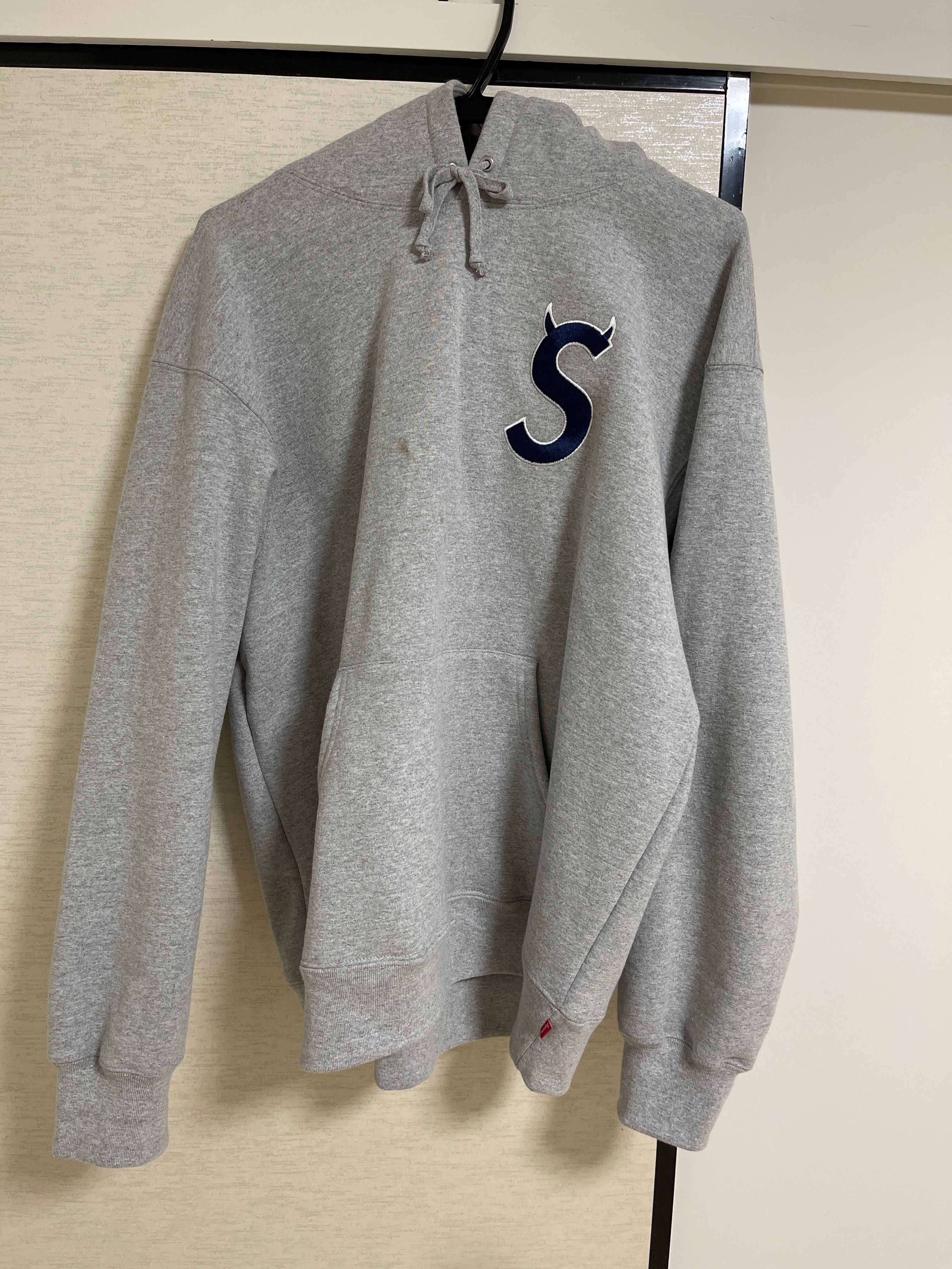Supreme S Logo Hooded Sweatshirt "Heather Grey" (22FW)