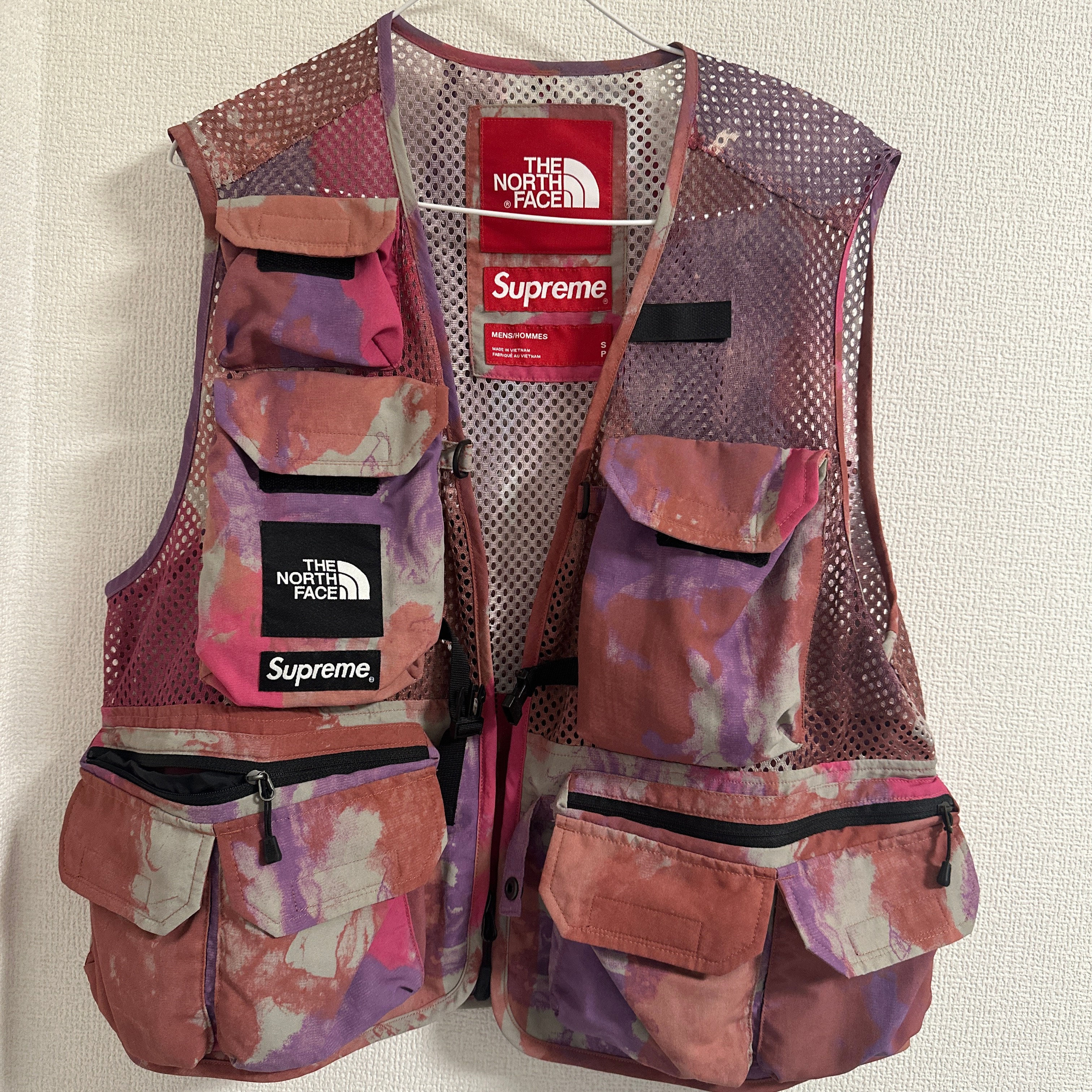 Supreme x The North Face Cargo Vest "Pink"