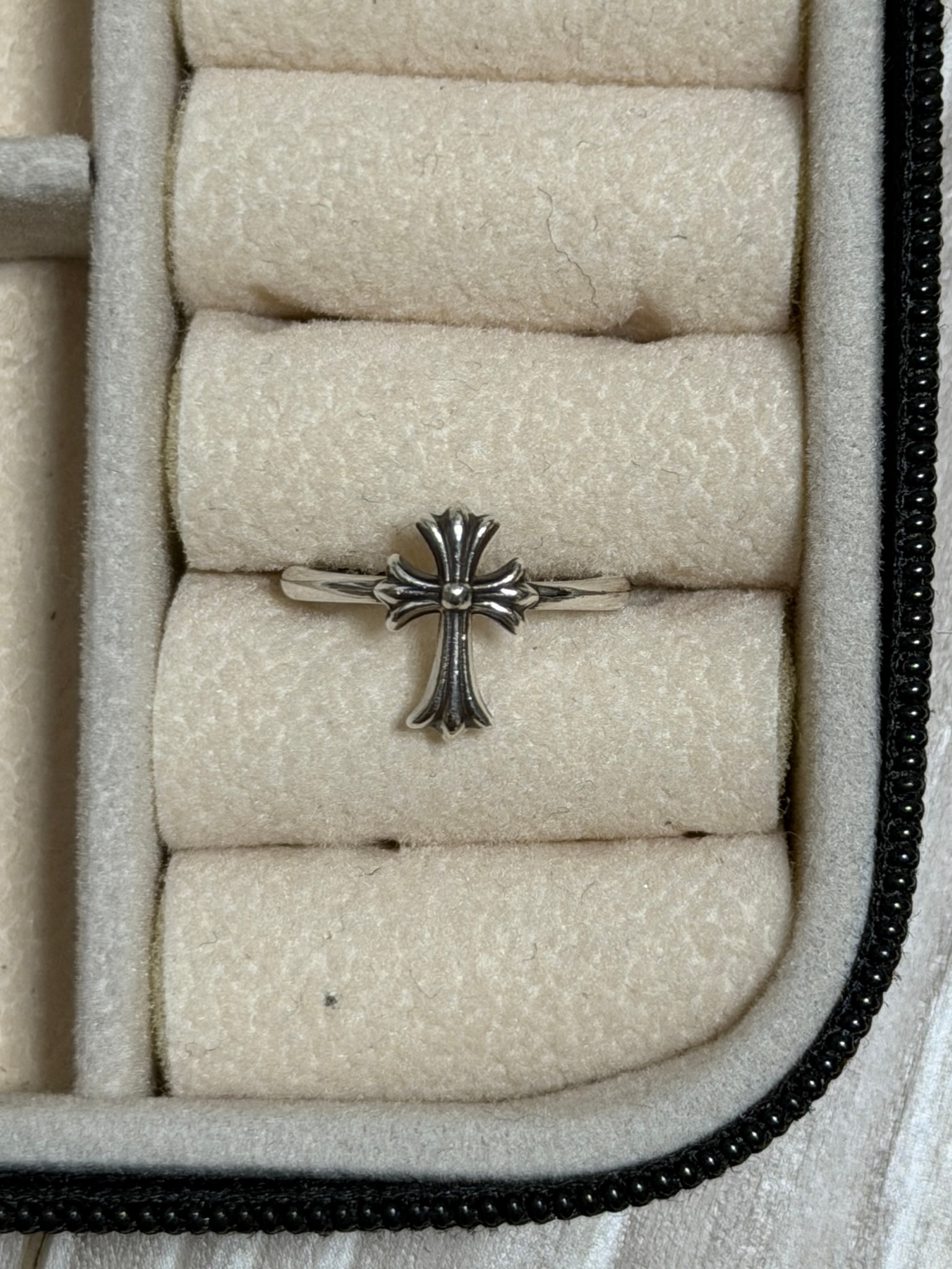 Chrome Hearts Bubblegum CH Cross "Silver"