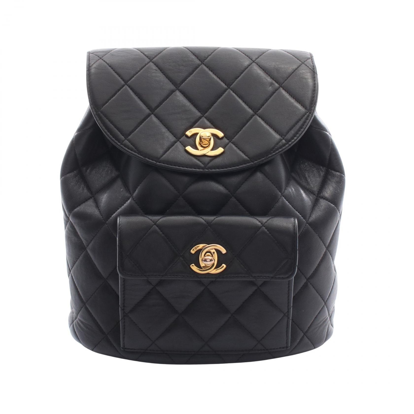 シャネル CHANEL マトラッセ リュックサック バックパック バッグ ラムスキン(羊革) レディース ブラック系 【中古】