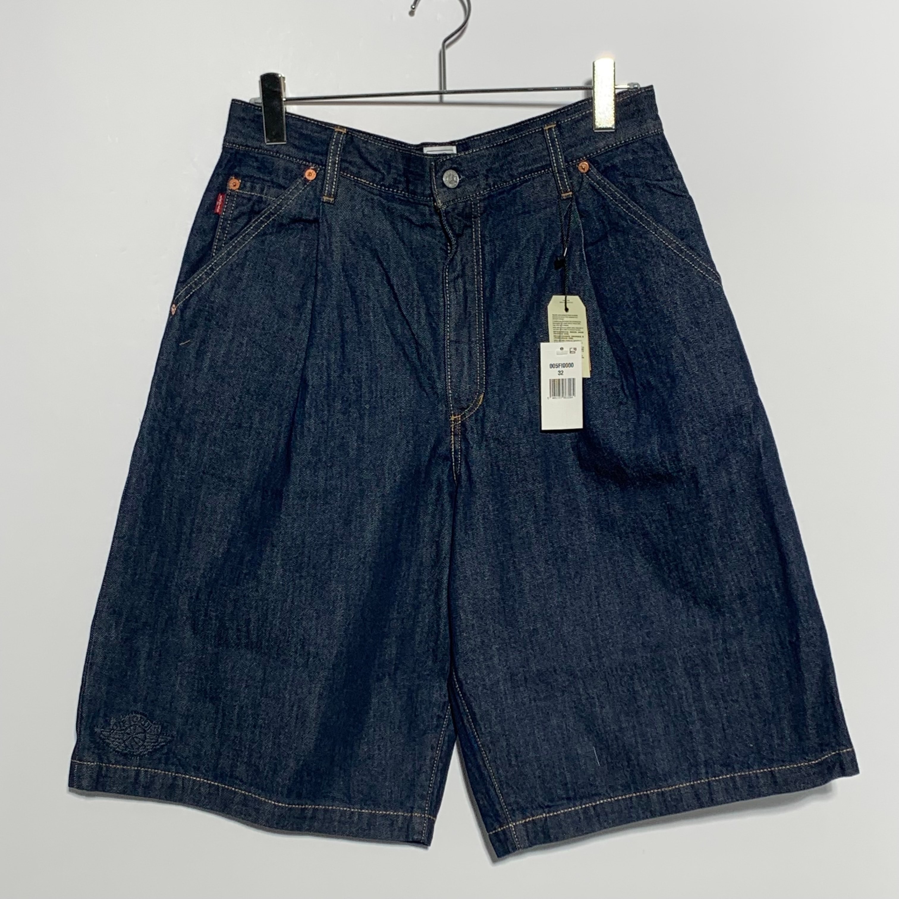 Nike Jordan x LEVI'S Baggy Denim Shorts "Rinsed Indigo"