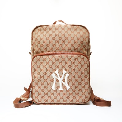 グッチ GUCCI GGキャンバス ×ニューヨークヤンキース リュック・デイパック【中古】
