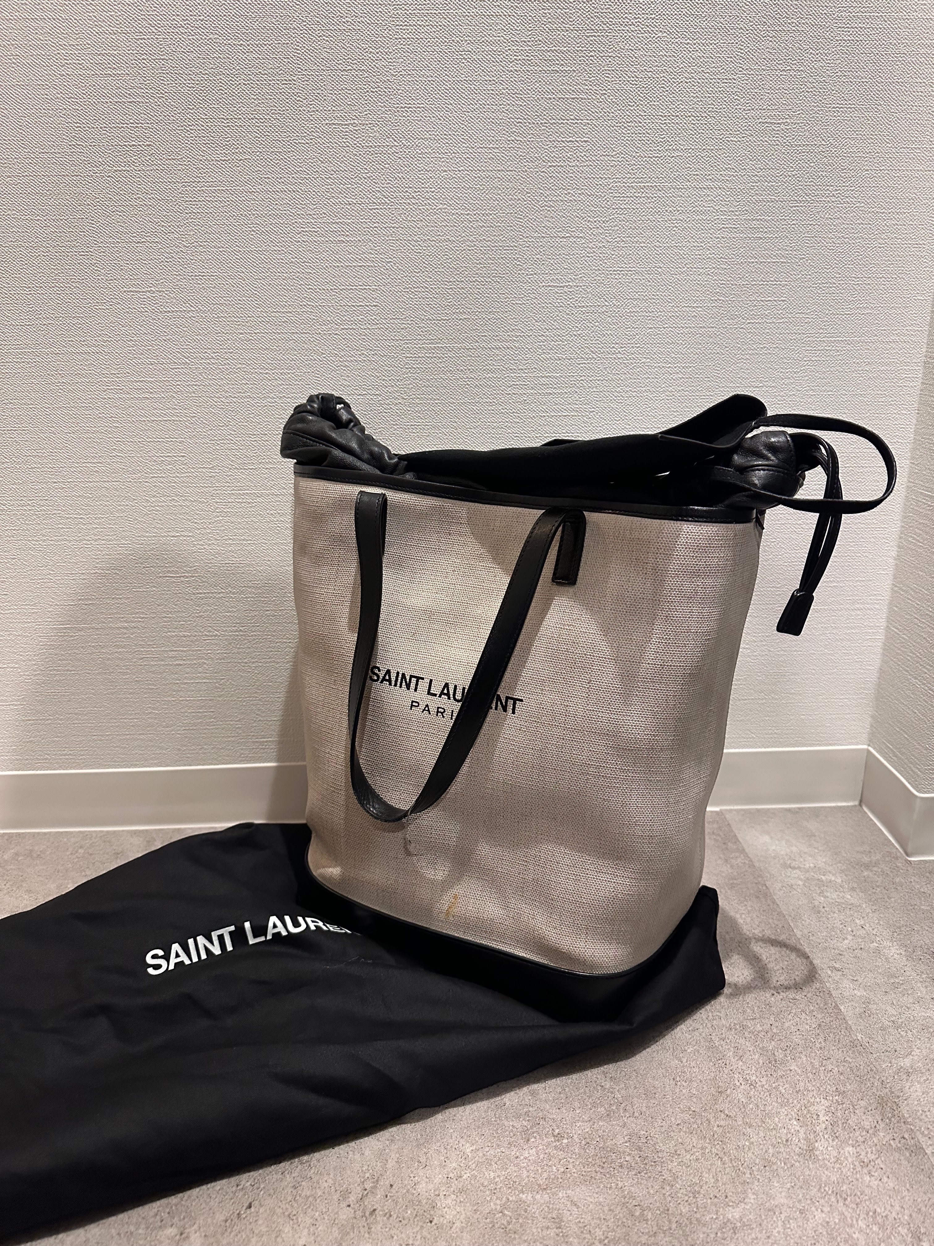Saint Laurent Teddy rayon Tote Bag "White / Black"