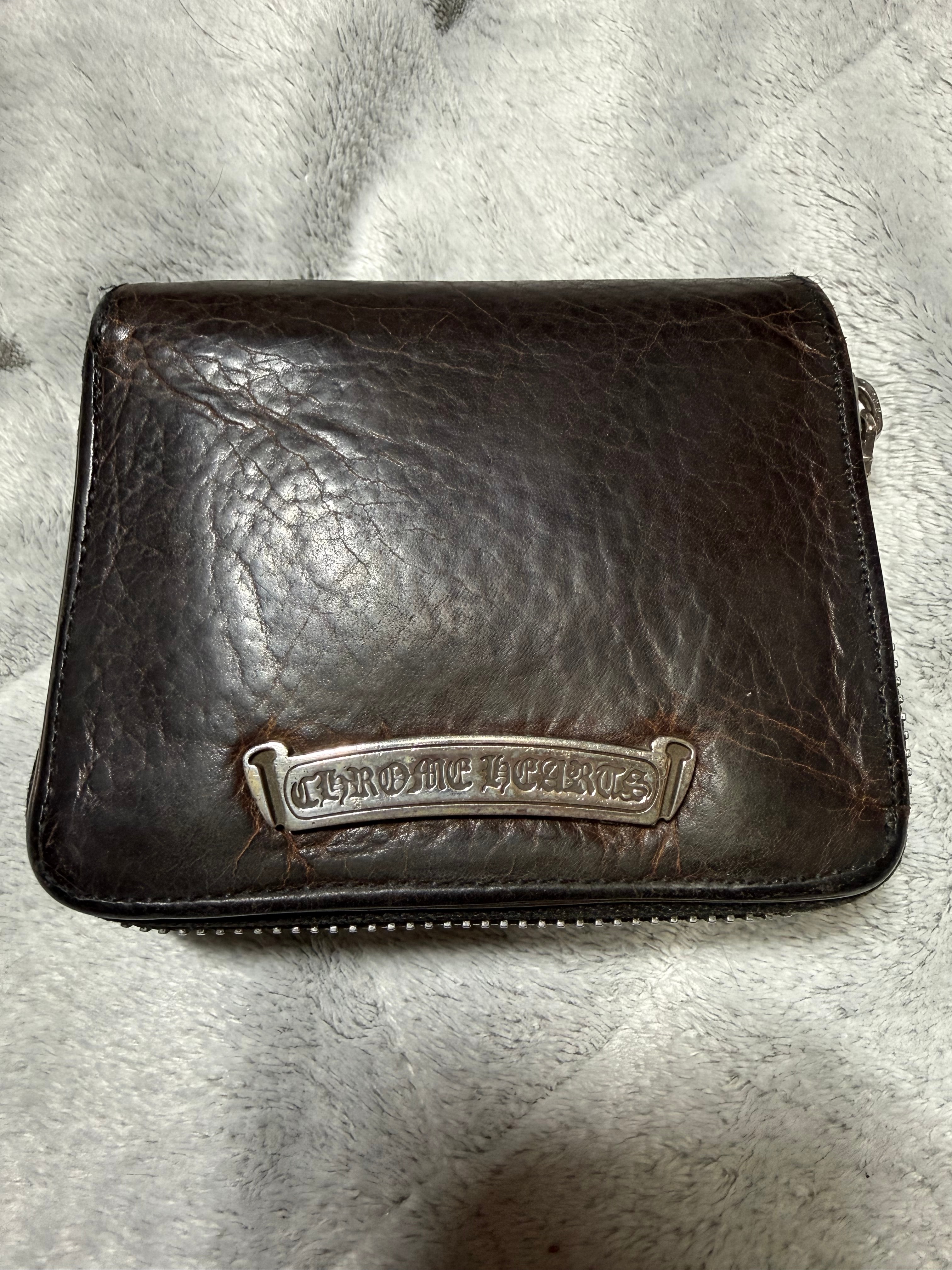 クロムハーツ スクエア ジップ ビル ウォレット / レザー 