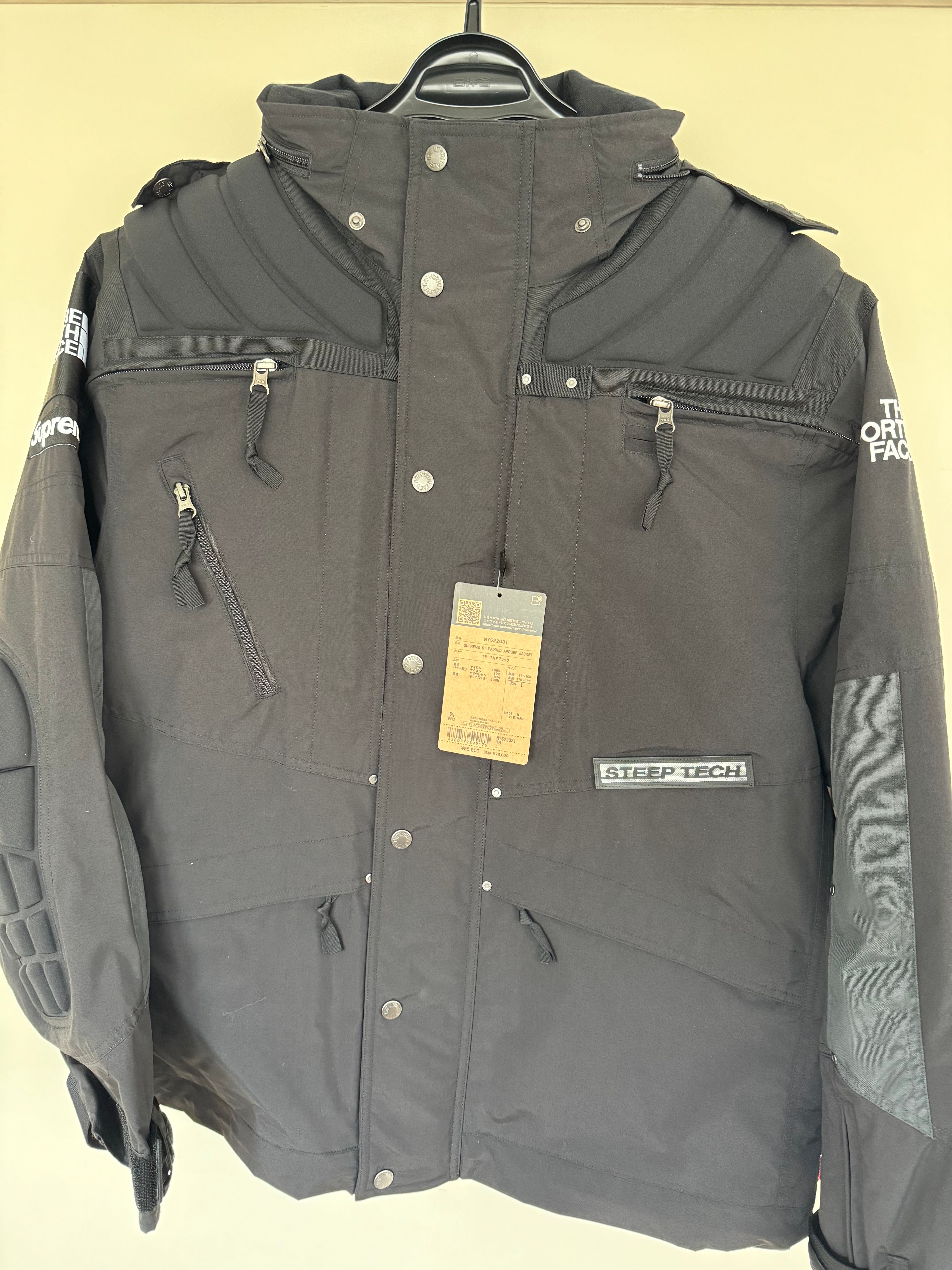 Supreme x The North Face Steep Tech Apogee Jacket "Black"