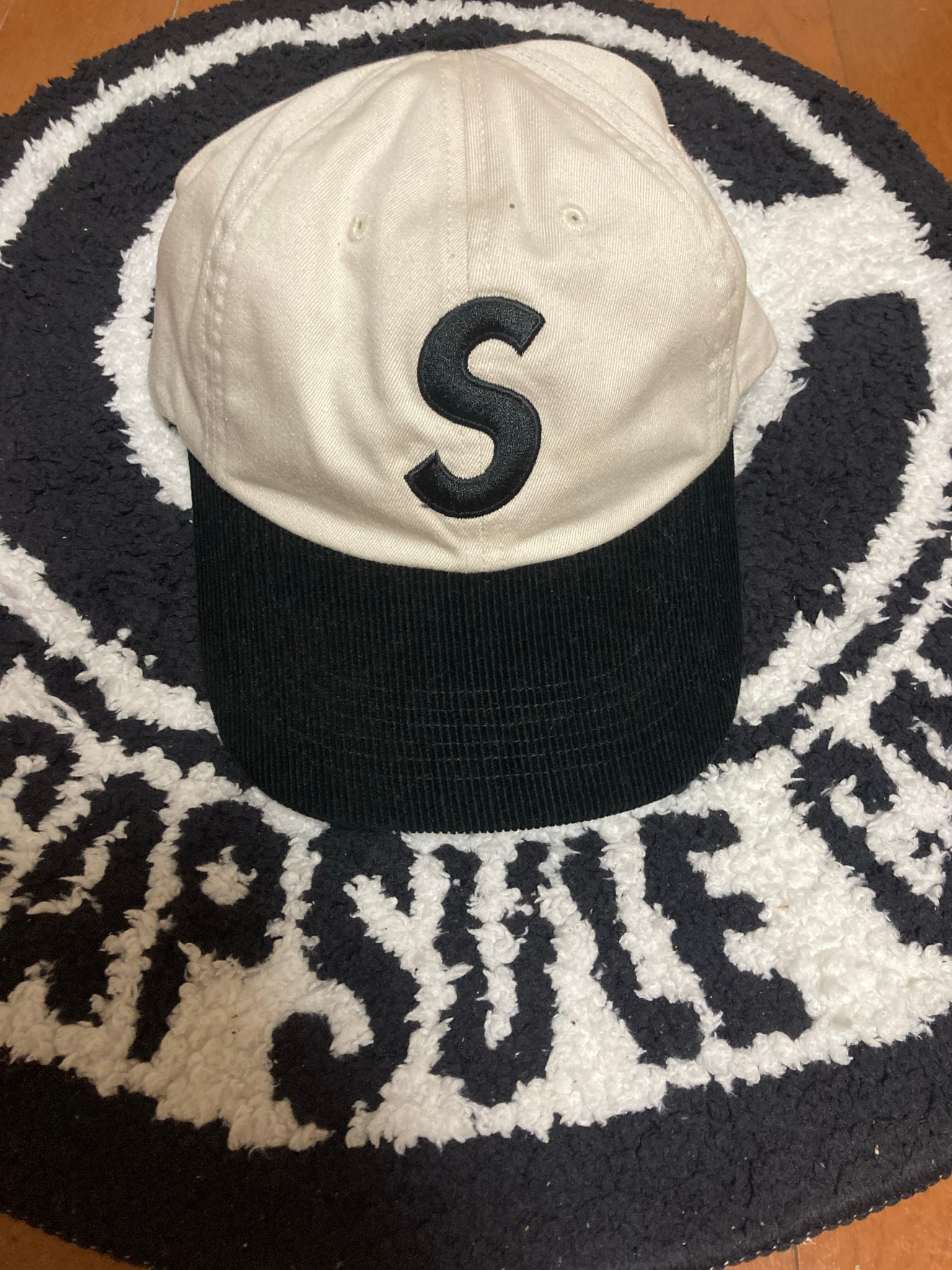 Supreme 2-Tone S Logo 6-Panel "Stone"