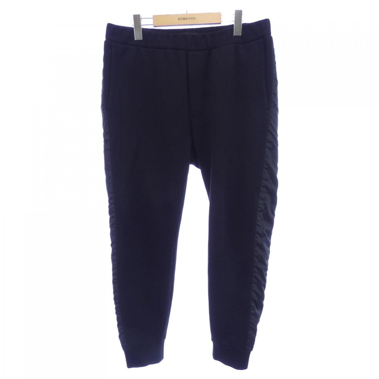 プラダ PRADA トライアングルロゴ UJP180 S212 11JE パンツ