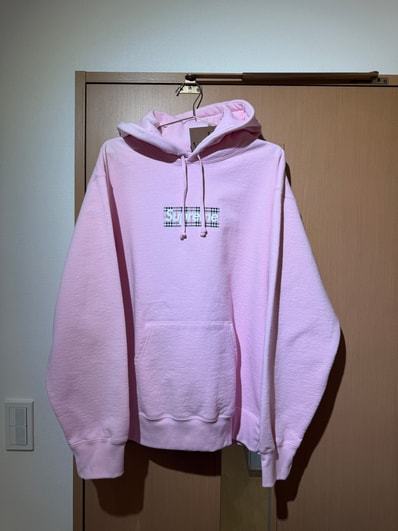 Supreme / Burberry Box Logo Hooded Sweatshirt "Pink"