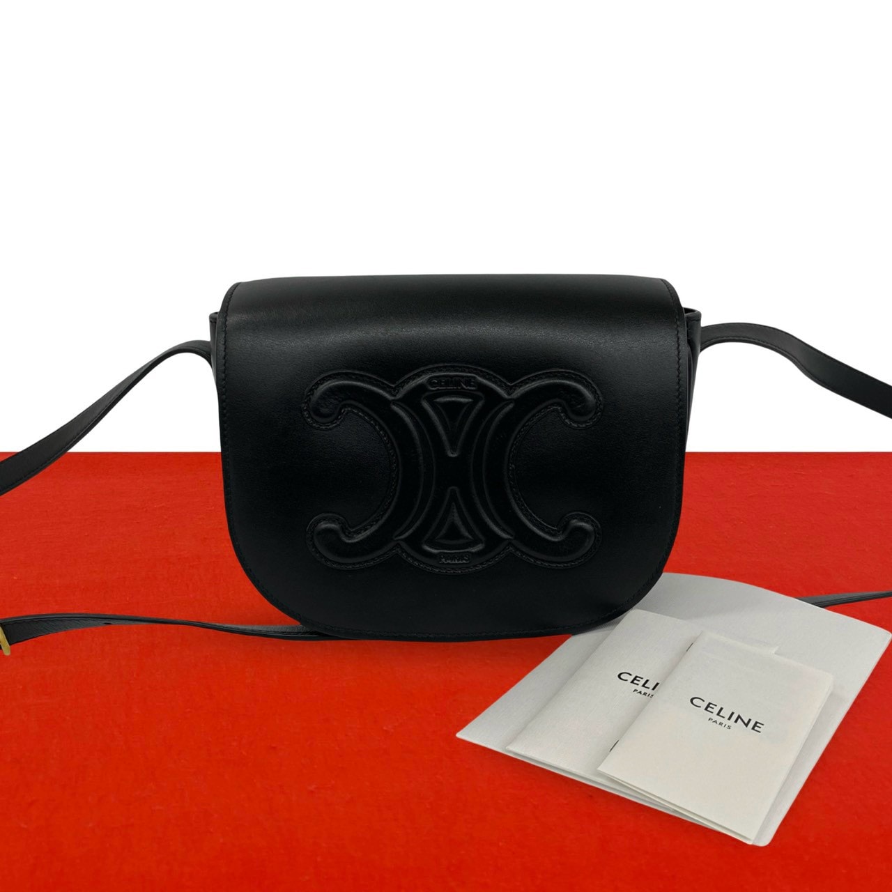 CELINE セリーヌ フォルコ キュイル トリオンフ ロゴ レザー ショルダーバッグ ブラック
 27701