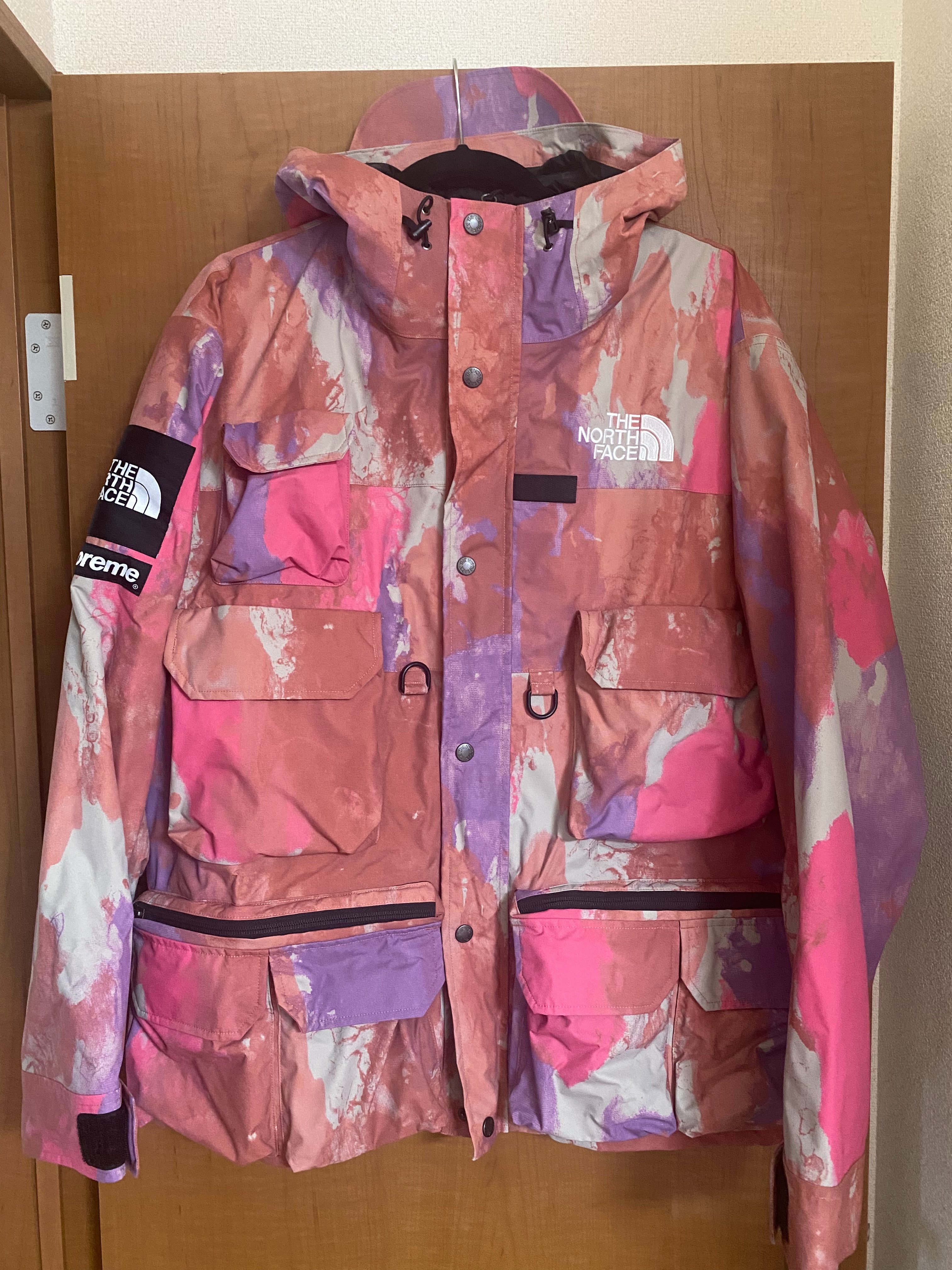 Supreme x The North Face Cargo Jacket "Pink"
