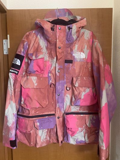 Supreme x The North Face Cargo Jacket "Pink"
