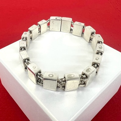 GUCCI グッチ シルバー925 ブレスレット シルバー
21027