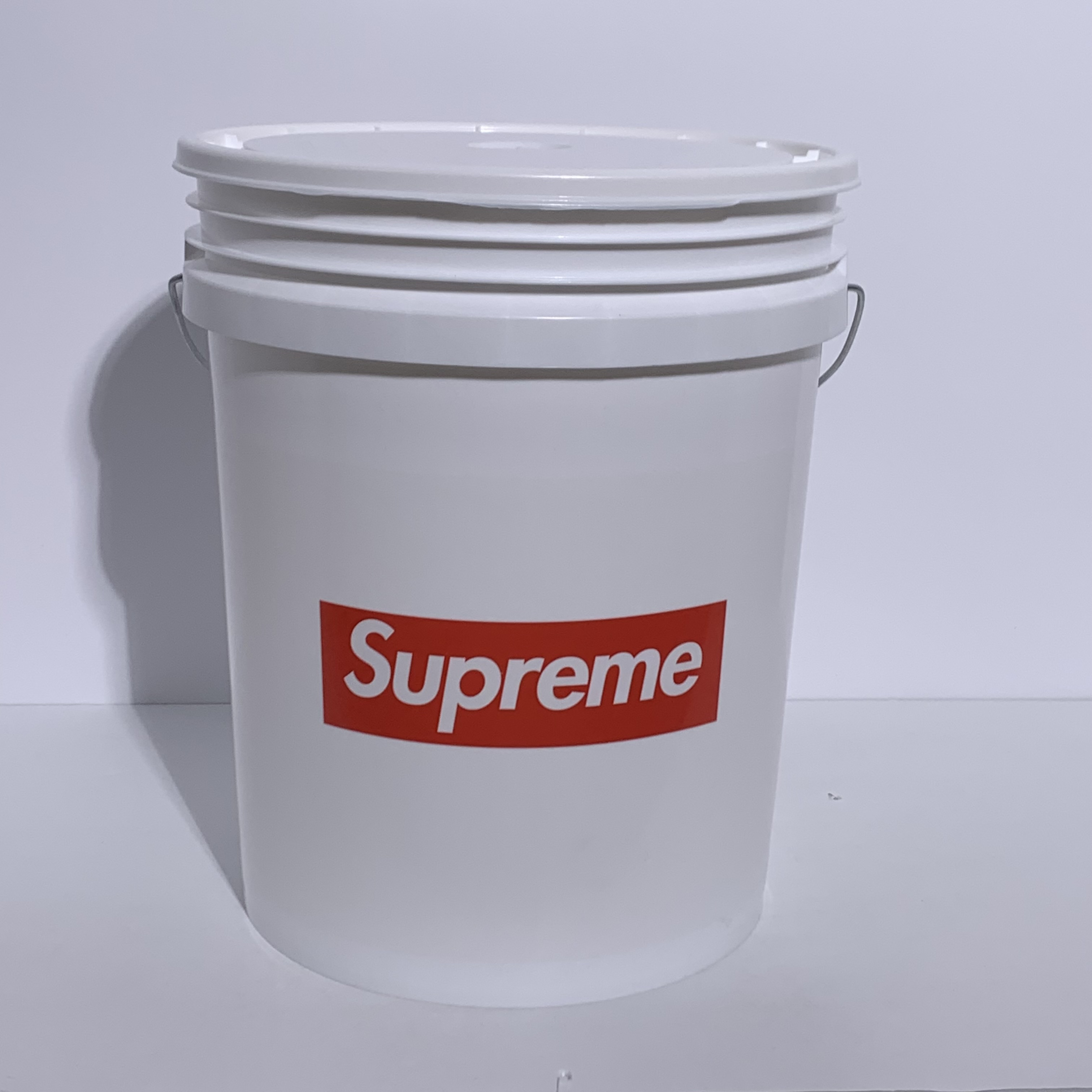 Supreme / LEAKTITE 5-Gallon Bucket 