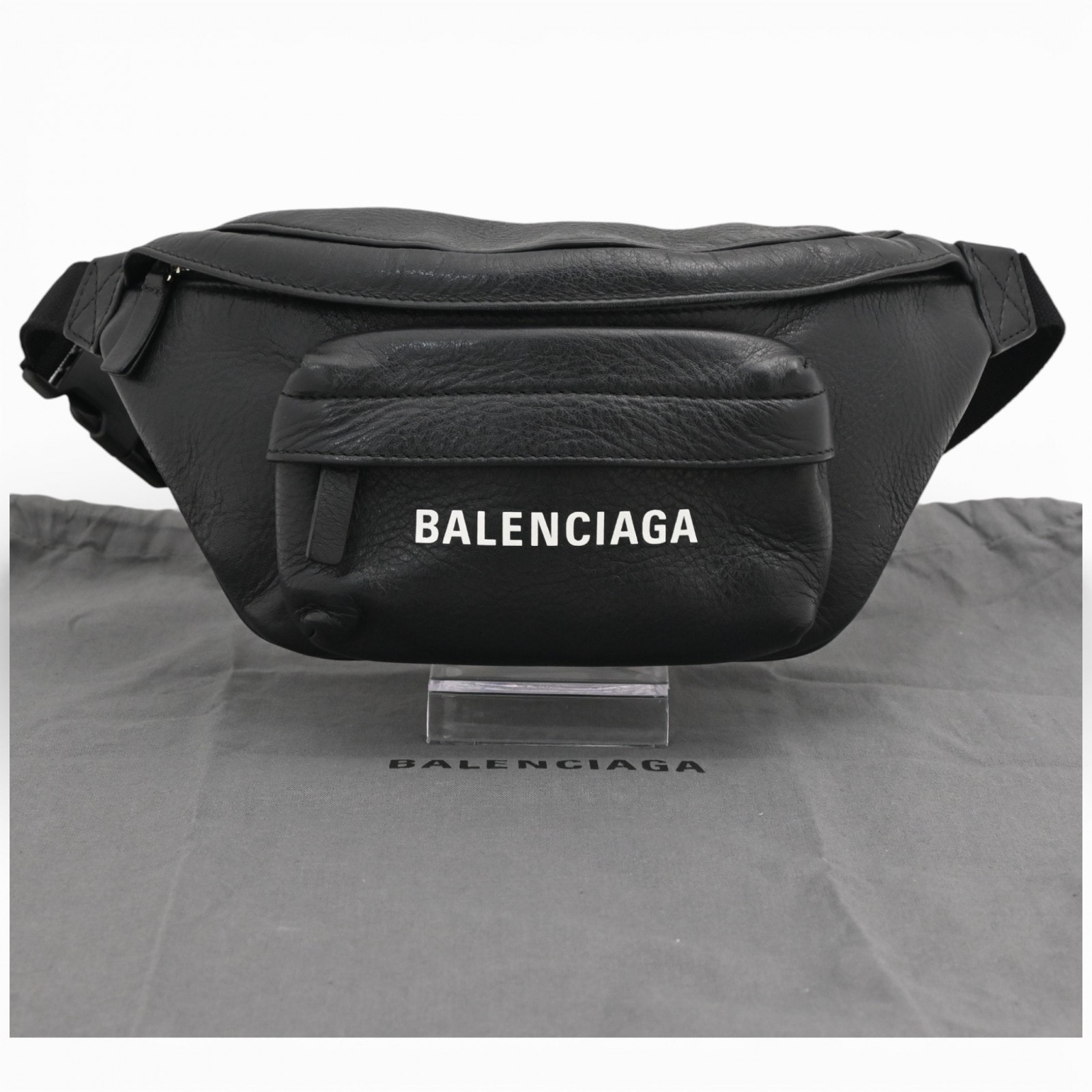 バレンシアガ ボディバッグ ユニセックス
