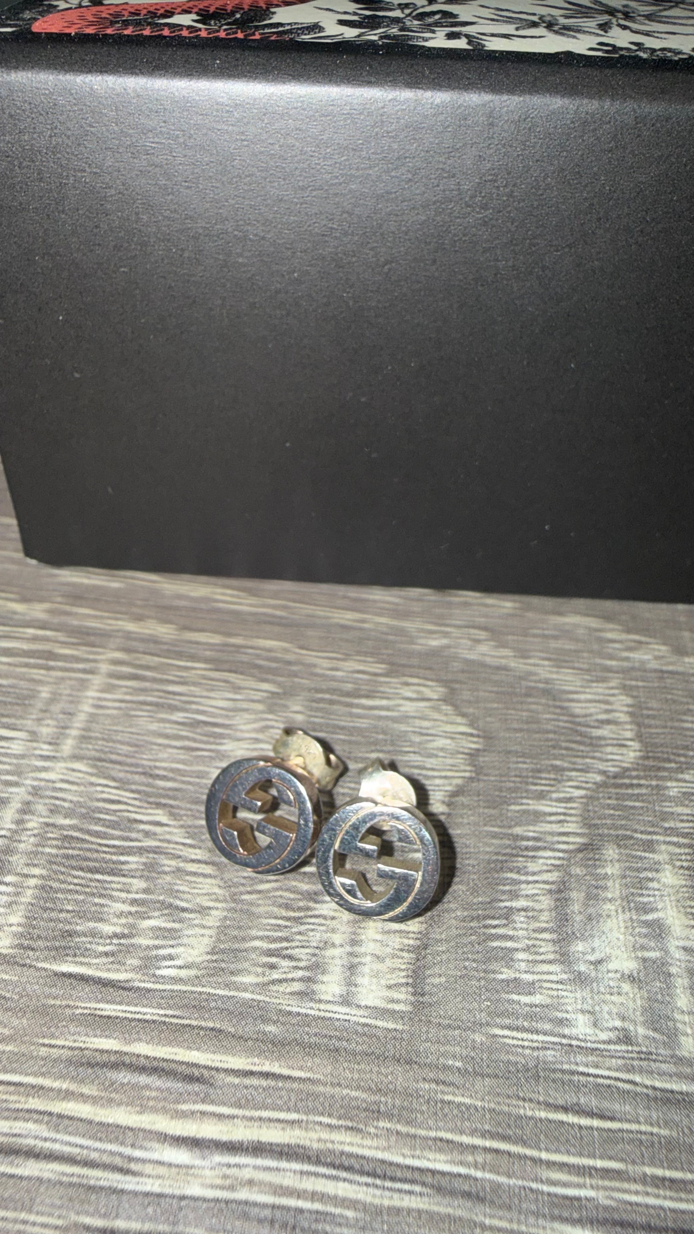 GUCCI Interlocking G Earrings In Silver