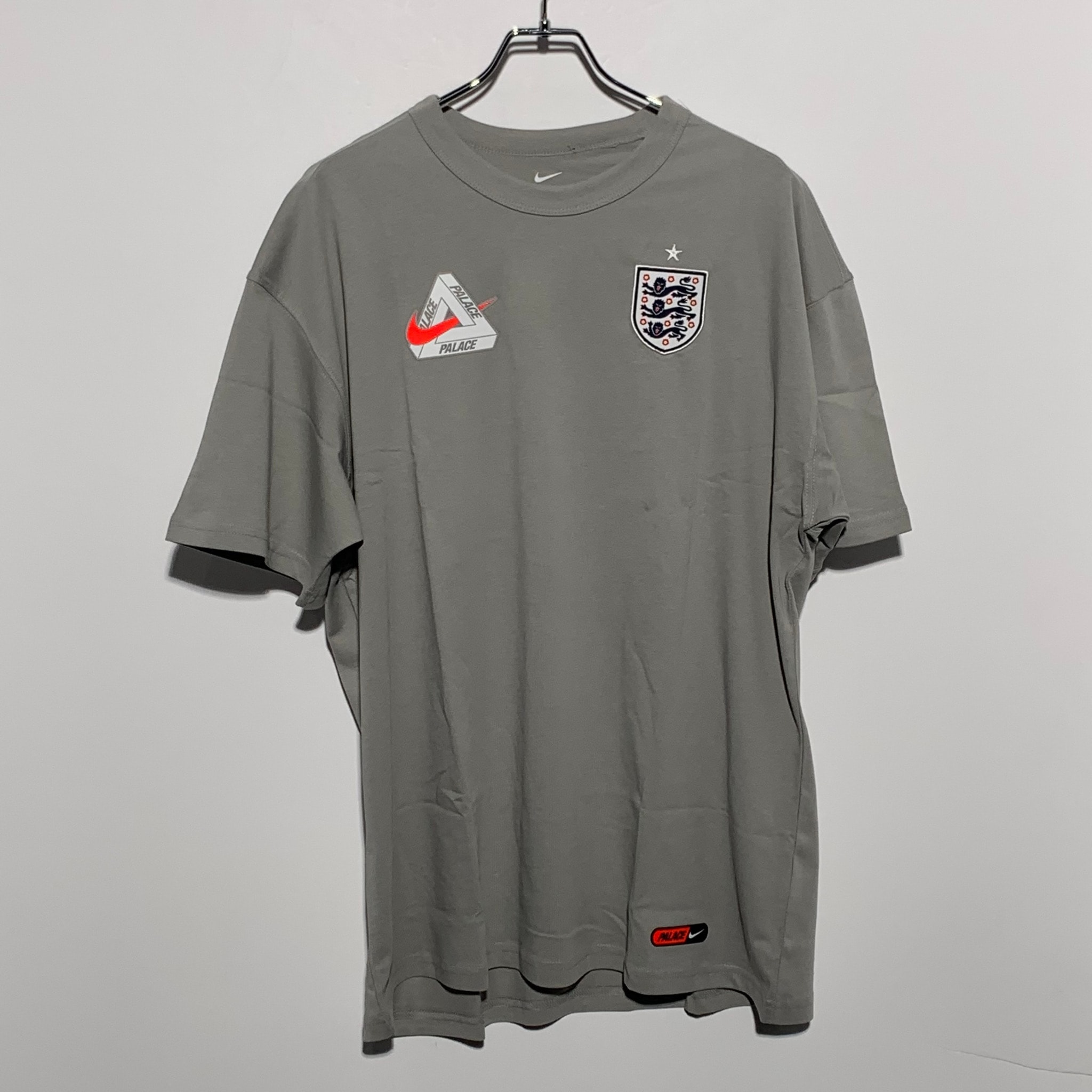 Nike x PALACE X2 World Cup T-Shirt England "Grey"
