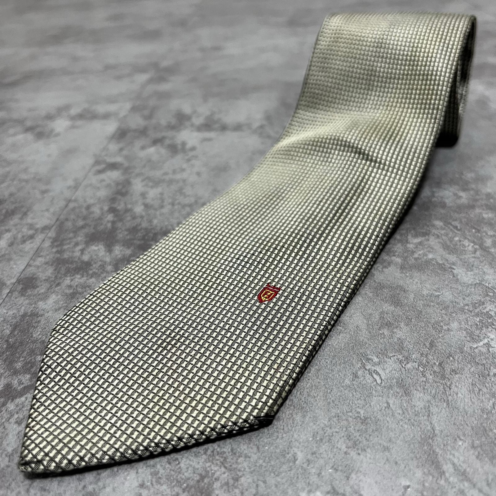 【FENDI】フェンディ ワンポイントロゴ 刺繍 マイクロチェック 格子柄 シルバー グレー ジャカード ネクタイ メンズ ヴィンテージ 総柄