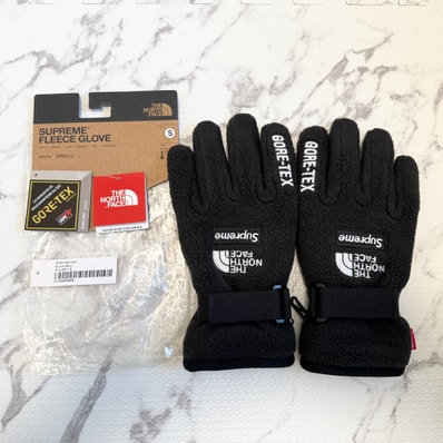 Supreme x The North Face RTG Fleece Gloves "Black"