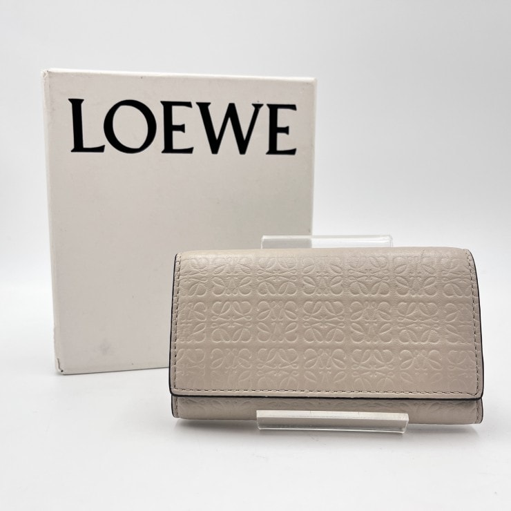 LOEWE(ロエベ)リピート アナグラム 6連キーケース キーホルダー ベージュ系 レザー ゴールド レディース【中古】