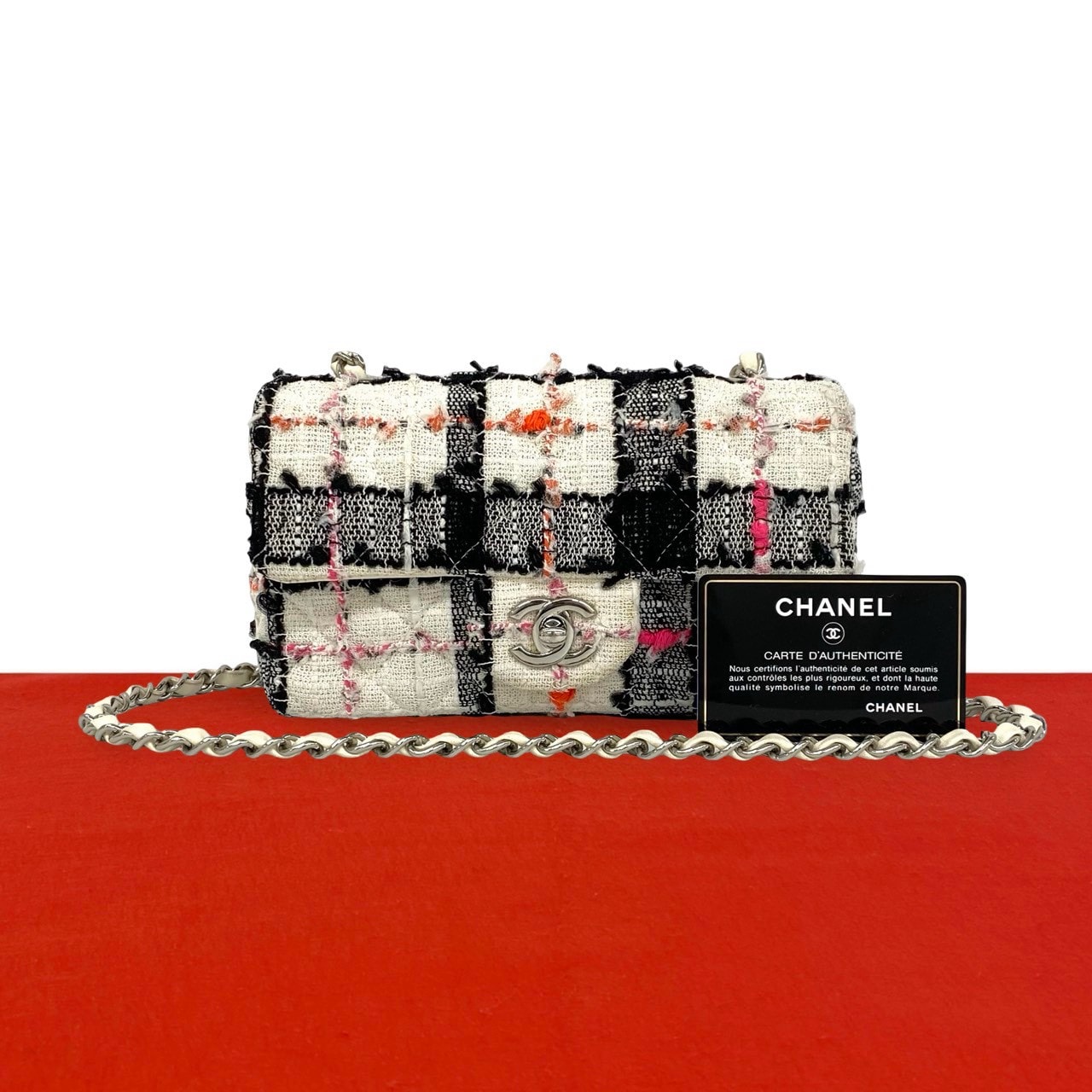 CHANEL シャネル マトラッセ ココマーク ツイード レザー ショルダーバッグ ホワイト
32944
