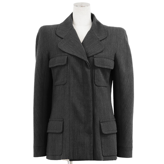 【美品】CHANEL シャネル ヴィンテージ ジャケット サイズ 38 レディース 97A P09653 テーラード ロゴチャーム アウター グレー 灰色 フランス製 カール・ラガーフェルド期