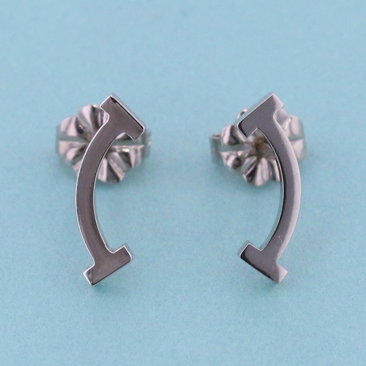 TIFFANY&Co. ティファニー Tスマイル ピアス 750WG ピアス K18ホワイトゴールド  レディース【中古】