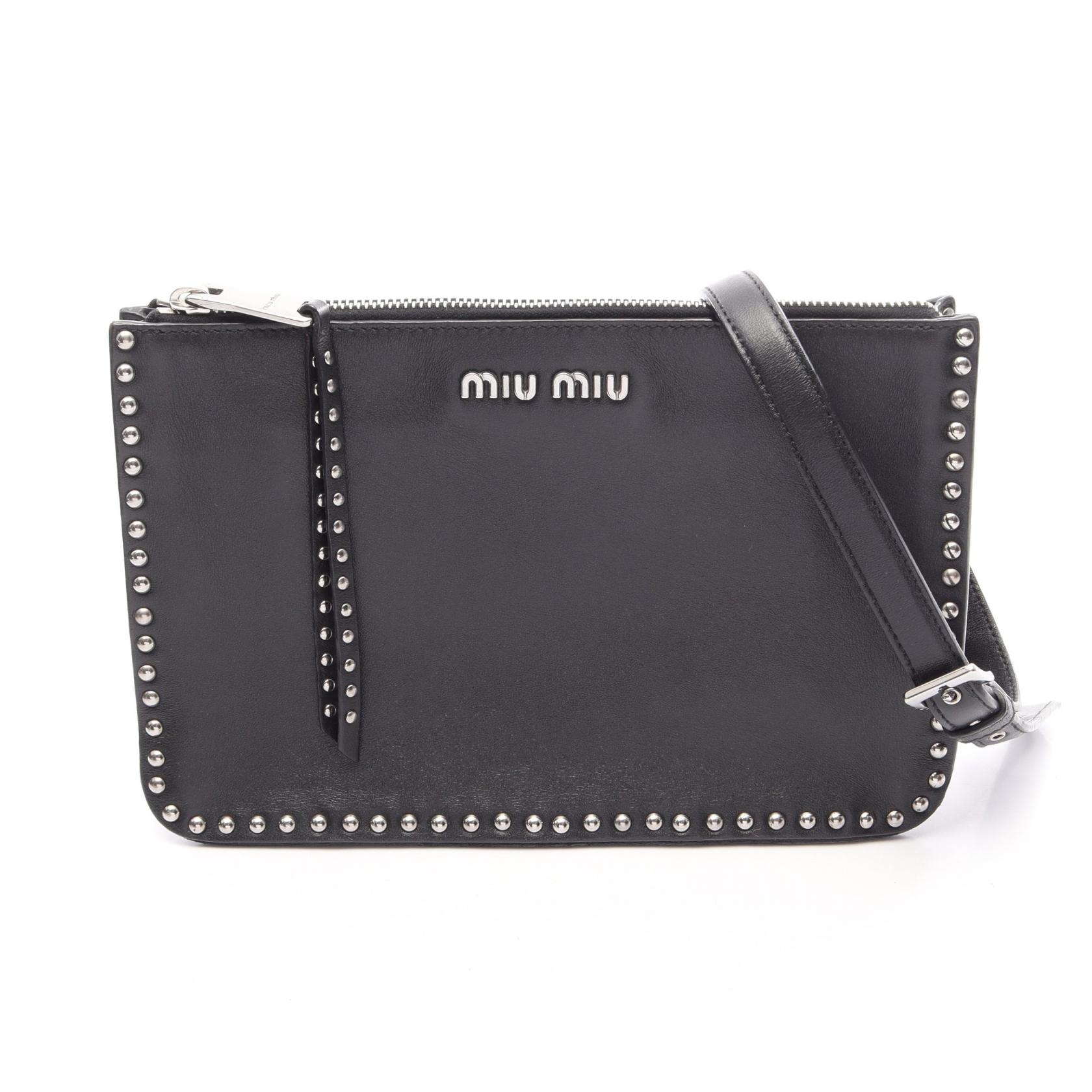 ミュウ ミュウ Miu Miu スタッズ ショルダーバッグ バッグ レザー レディース ブラック系 【中古】