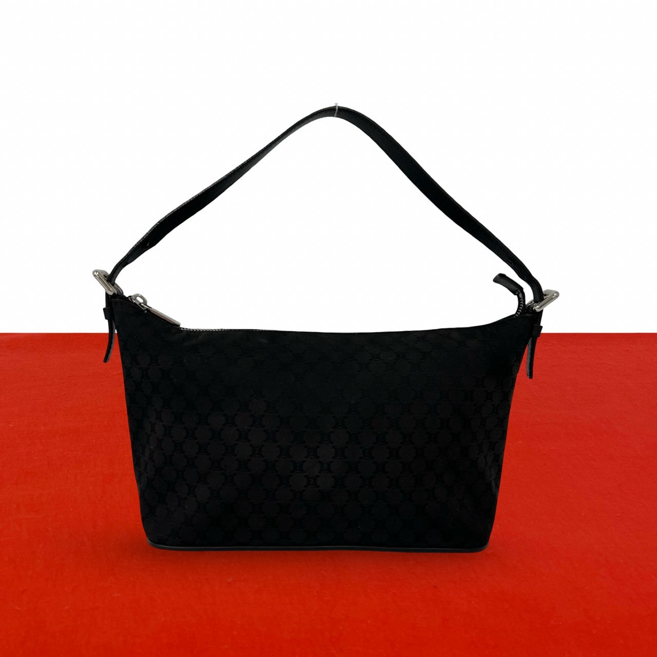CELINE セリーヌ マカダム ブラゾン 柄 キャンバス レザー ハンドバッグ ブラック
34824