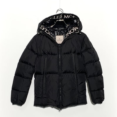MONCLER MONTCLA GIUBBOTOO Black