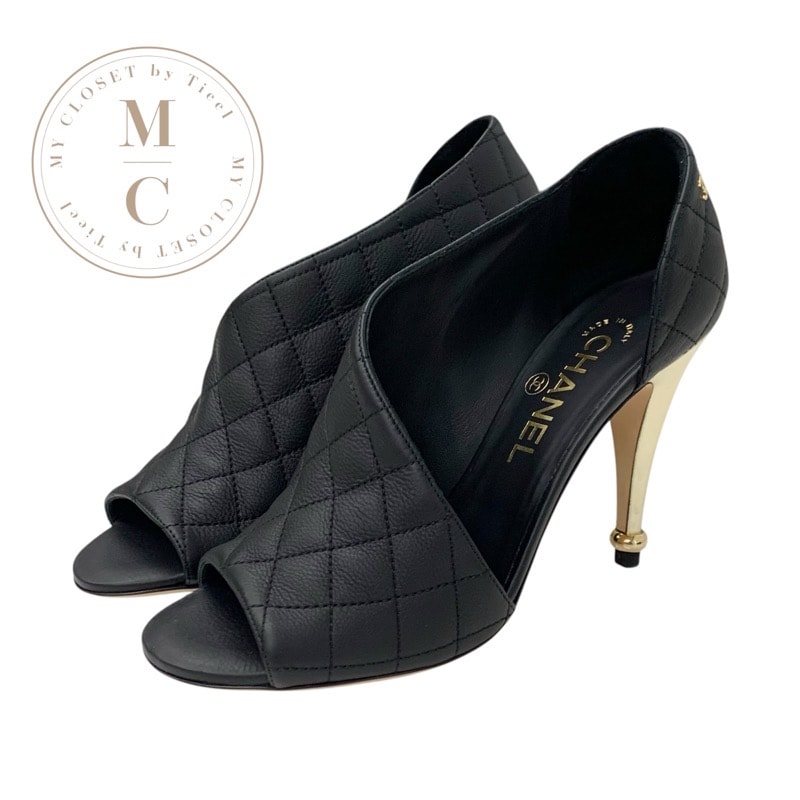 シャネル CHANEL パンプス 靴 シューズ レザー ブラック ゴールド 未使用 ココマーク マトラッセ ブーティ