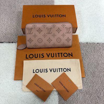 Louis Vuitton Zippy Wallet Mahina Leather "Magnolia"