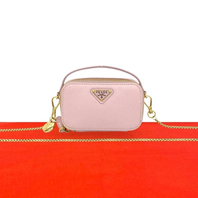 PRADA プラダ トライアングル ミニ ポーチ 三角ロゴ 金具 レザー ショルダーバッグ ピンク
72287