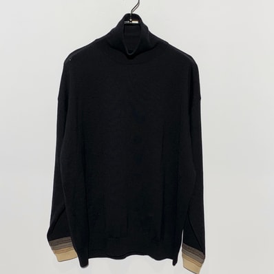 YOKE High Neck Sweater "Black"
